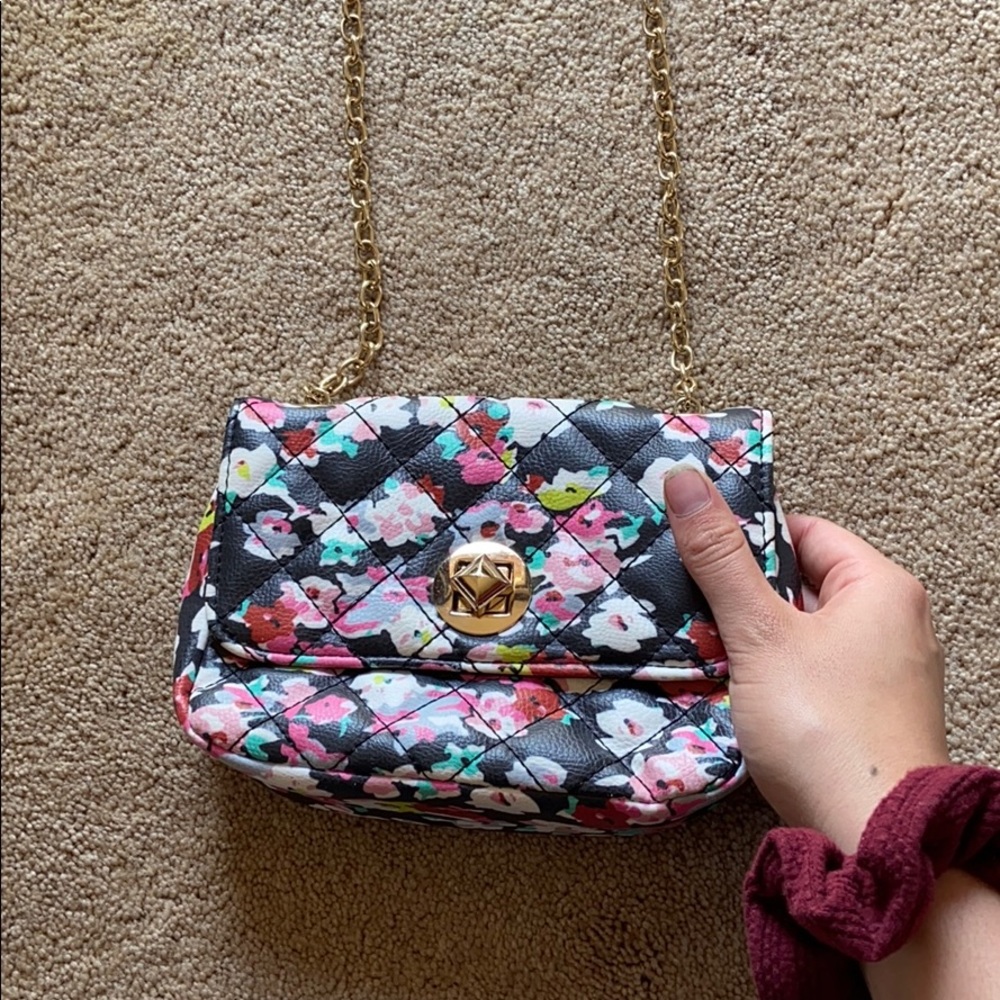 Floral Hand Bag with Chain